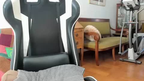 Lucky online show from June 12, 4:03 pm