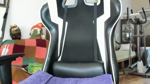Lucky online show from July 20, 6:22 pm