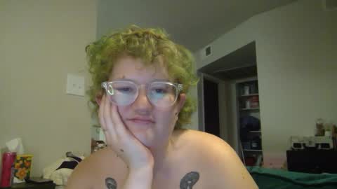 luckylesbians online show from August 6, 12:31 am