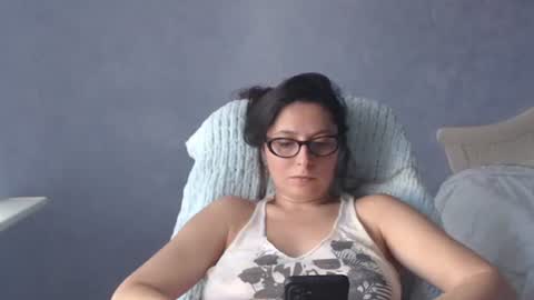 luckylinda23 online show from August 4, 2:14 pm