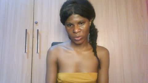 luckymadequeen online show from July 23, 4:26 am