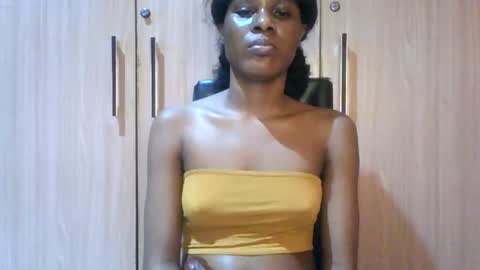 luckymadequeen online show from July 25, 2:04 am