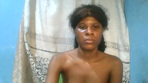 luckymadequeen online show from August 2, 12:39 am