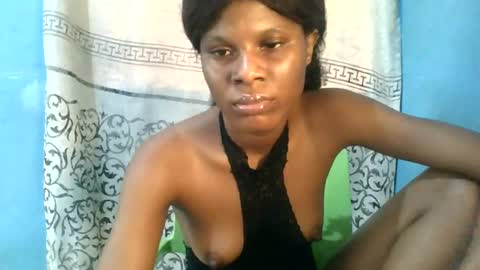 luckymadequeen online show from August 4, 2:03 pm