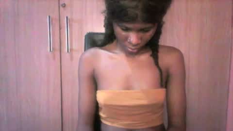 luckymadequeen online show from August 15, 8:07 am