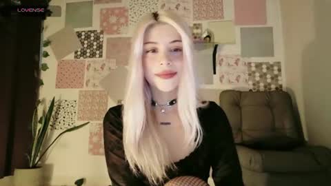 independent model not web cam studio online show from August 3, 2:46 pm