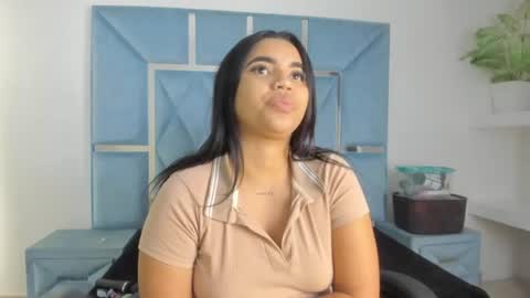 Lucia  online show from August 6, 6:29 pm