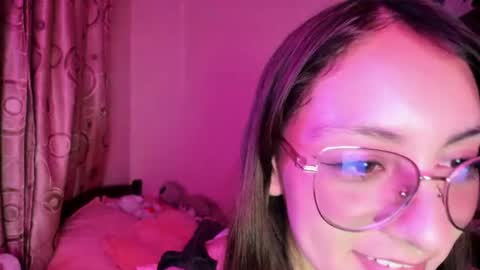 Lucy online show from July 25, 3:21 am