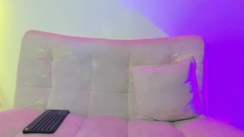 lucy  online show from August 15, 1:20 am