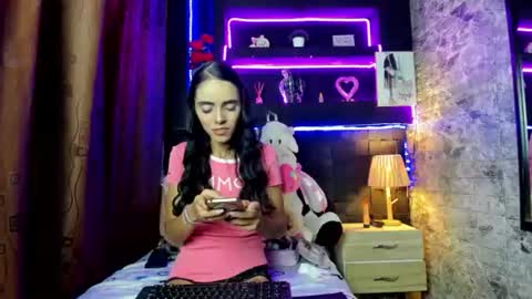 Lucy unlimit come back here  online show from August 2, 11:33 pm