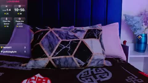 lucy_wish1 online show from August 14, 5:33 am