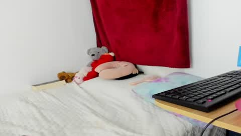 lucyblood online show from April 23, 8:40 am