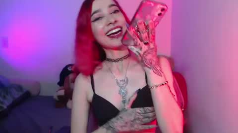 lucyblood online show from August 18, 4:40 am