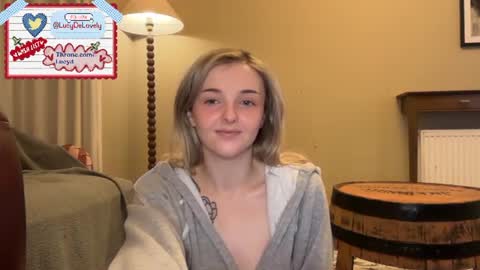 Lucy online show from July 27, 11:54 pm