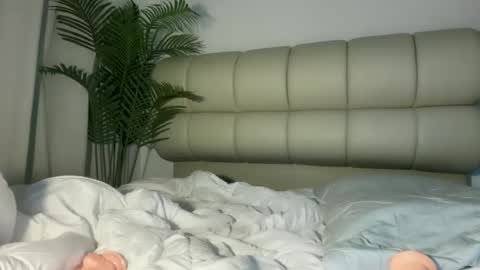 lucyforr online show from July 22, 7:44 am
