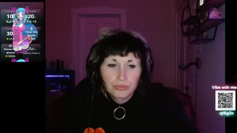 lucylascivious online show from April 23, 2:26 am