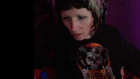 lucylascivious online show from June 14, 1:57 am