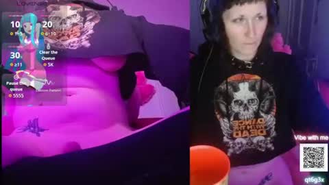 lucylascivious online show from August 13, 1:52 am