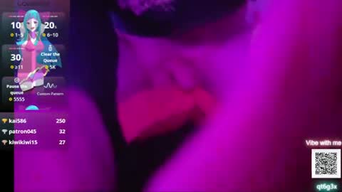 lucylascivious online show from August 13, 4:15 am
