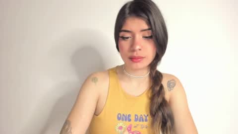 lucyportman online show from August 12, 4:37 am