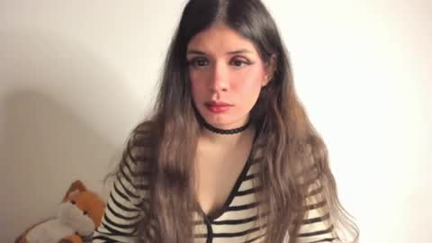 lucyportman online show from August 13, 5:32 am