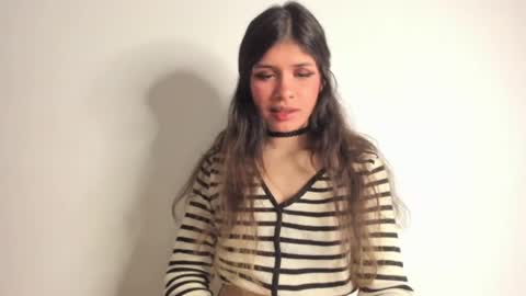 lucyportman online show from August 13, 9:56 am
