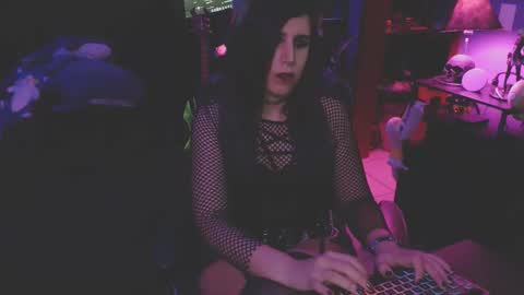 Lucypurr666 online show from May 28, 9:12 am