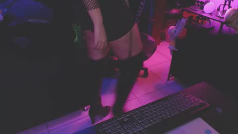Lucypurr666 online show from May 28, 11:24 am