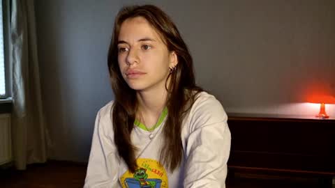 Lucy online show from June 26, 6:17 am