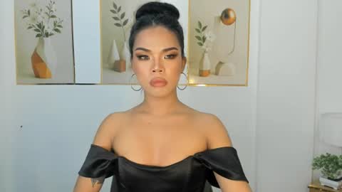 lucyvane online show from August 2, 6:37 pm