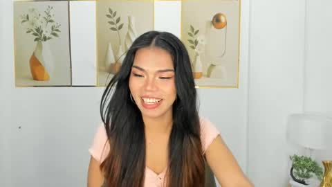 lucyvane online show from August 8, 11:49 pm