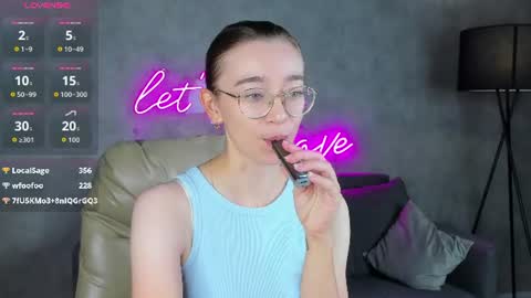 Lucy online show from August 7, 5:18 am