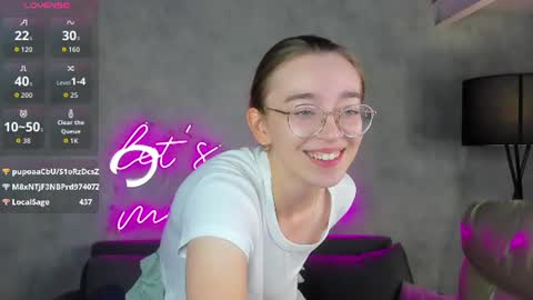 Lucy online show from August 10, 5:09 am