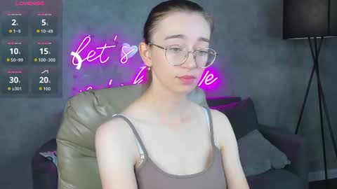 Lucy online show from August 13, 12:57 am