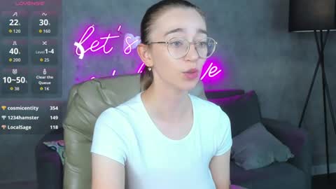 Lucy online show from August 13, 6:38 am