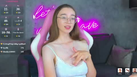 Lucy online show from August 15, 4:38 am