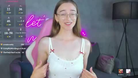 Lucy online show from August 17, 3:00 am