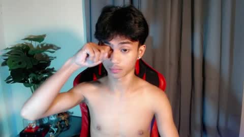 luda_69 online show from August 21, 4:40 am