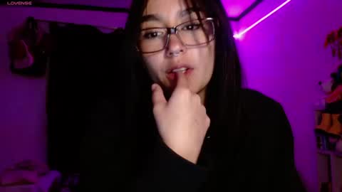 ludovica online show from August 4, 3:36 am