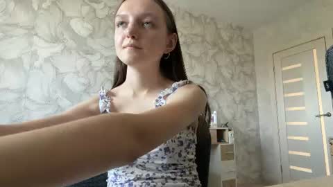 Emily online show from August 3, 3:35 am