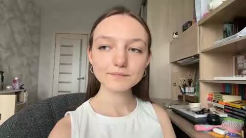Emily online show from August 5, 1:36 am