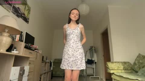 Emily online show from August 14, 2:15 am