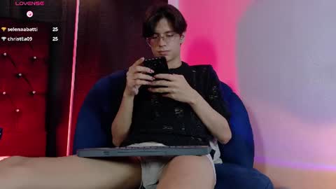 Lui online show from June 23, 1:39 am