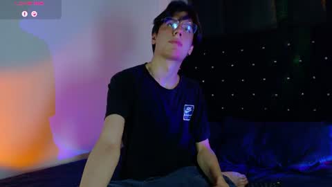 Lui online show from June 24, 10:01 pm