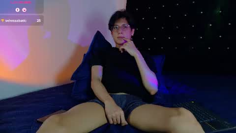 Lui online show from June 24, 11:07 pm