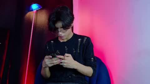 Lui online show from June 29, 9:06 pm