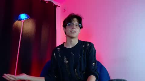 Lui online show from June 29, 11:17 pm
