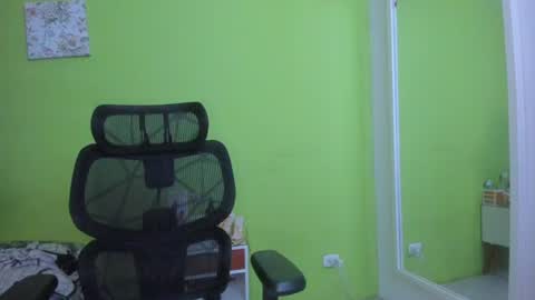 luigi0004 online show from July 30, 2:30 am