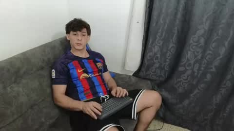 luigisb online show from August 14, 8:34 pm