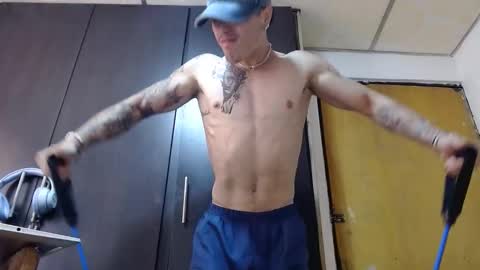 luis_as online show from February 19, 4:27 pm